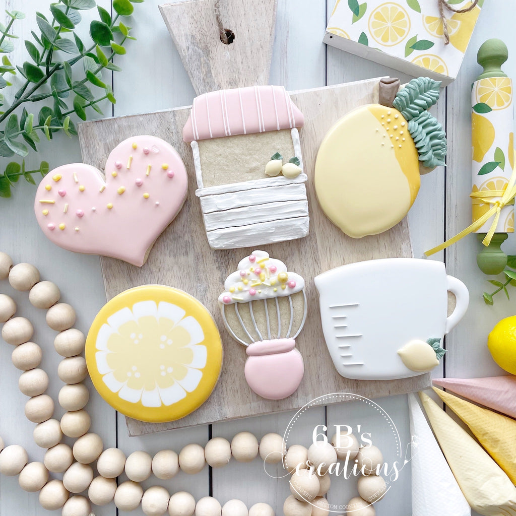 Beginner Decorating Class - Wednesday, June 1st - 6:30-8:30 PM